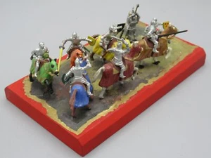 Diorama fait main - Combat de chevaliers en armures - Imagen 1 de 2