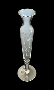 Princess House Heritage Crystal 10” Bud Vase Etched Flowers Crimped Rim EUC - Picture 1 of 3