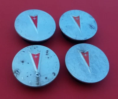 JUEGO CENTRAL TAPACUBOS LLANTA MONTANA PONTIAC G5 G6 BONNEVILLE GRAND PRIX VIBE C4 Foto 1 de 4