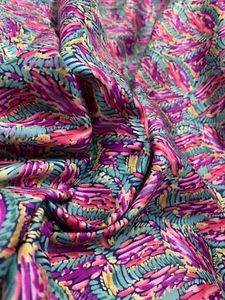 ABSTRACTS - JAPAN DESIGN By TOKAI SENKO 100% COTTON FABRIC : 150CM WIDE : #CEC04 - Picture 1 of 4