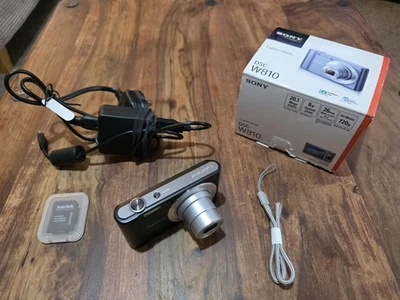 Sony Boxed Cybershot DSC-W810 20.1MP - Image 1 of 4