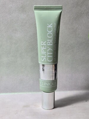 PROTECTOR FACIAL DIARIO SIN ACEITE Clinique SUPER CITY BLOCK SPF 40 Original No Sellado Foto 1 de 2