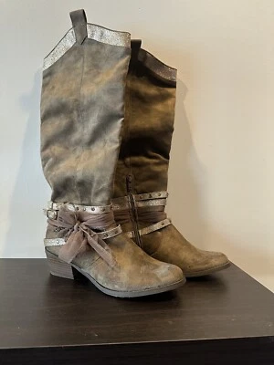 Botas de gamuza marrón sin clasificación para mujer talla 9 Foto 1 de 4