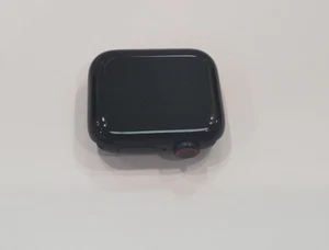Apple Watch Series SE 2. generacji 40mm Odblokowany - Midnight Aluminiowe części płyty łazienkowej - Zdjęcie 1 z 3