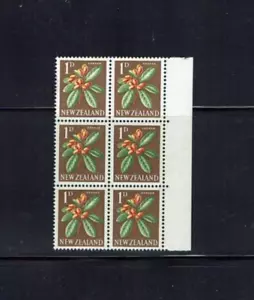New Zealand: 1960 Pictorial Definitive, 1d Karaka, Chambon Perforation, MNH - Picture 1 of 2