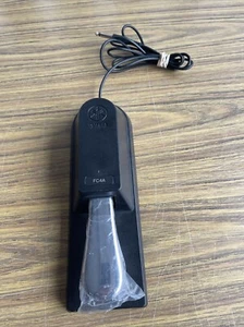 Pedale di supporto stile pianoforte OEM Yamaha FC4A per tastiere - Foto 1 di 4