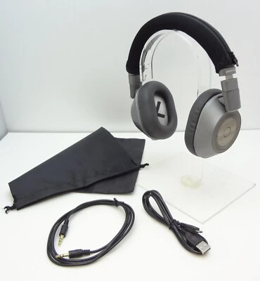 Plantronics Backbeat Pro 2 Special Edition - Wireless Noise Canceling Headphones - Image 1 of 2