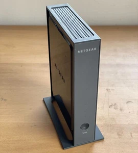 Netgear N300 WiFi Router - WNR2000v3 - Picture 1 of 3