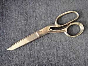 Tijeras vintage de 7" de acero forjado caído en caliente hechas en Italia - Imagen 1 de 4