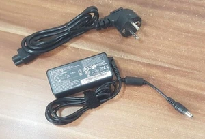 Original Chicony 20V 2,25A 45W Notebook Netzteil 5,5x2,5mm Stecker A16-045N3A - Bild 1 von 2