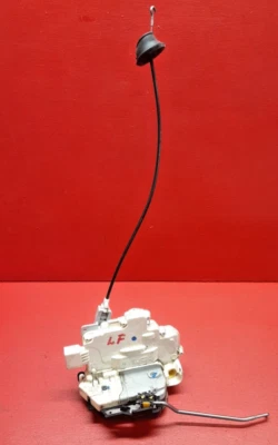 Conjunto de cerradura de pestillo de puerta del conductor delantero izquierdo Audi A4 Quattro S4 RS4 2005-2008 Foto 1 de 4