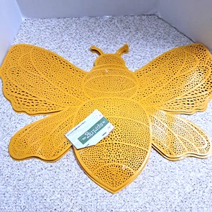 Yellow Bee Shaped Vinyl Placemats Set of 4 - Picture 1 of 7
