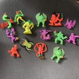 14 Monsters In My Pocket Figuren Vintage Spielzeug 90er Jahre - Bild 1 von 10
