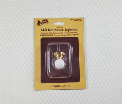 Lámpara de techo colgante con batería para casa de muñecas pantalla de globo blanca escala 1:12 para tareas domésticas Foto 1 de 4