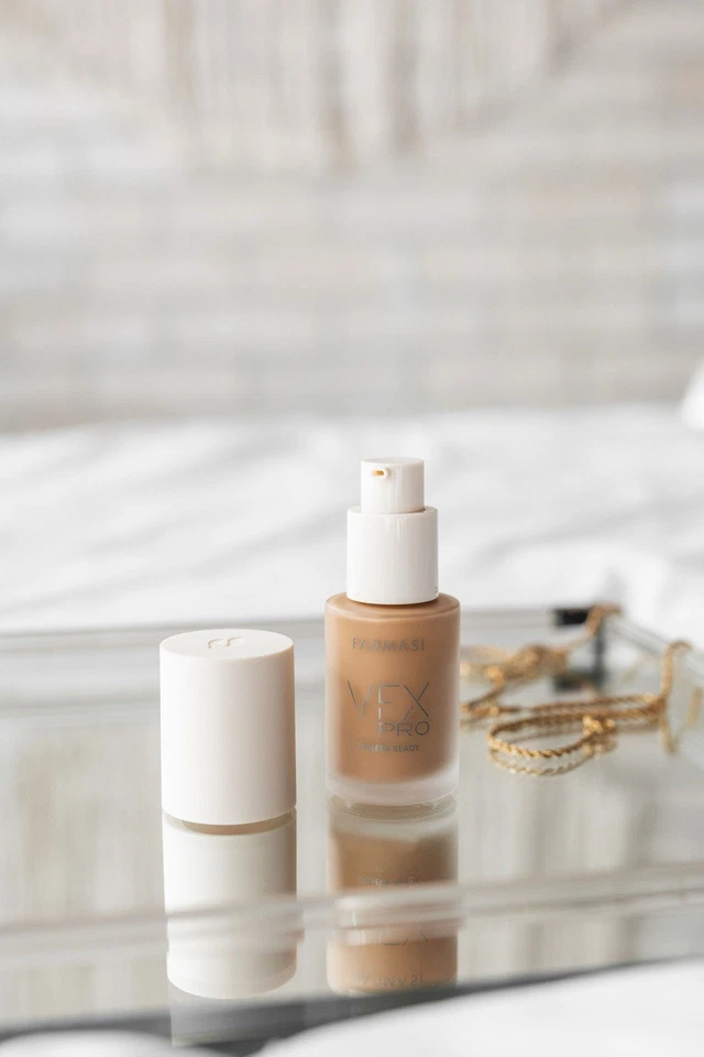 Farmasi VFX Pro Camera Ready Foundation 30 ml C10 - Image 1 of 1