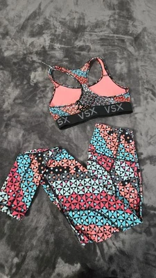 Conjunto de sutiã calça ioga legging apertada Victoria's Secret Sport VSX nocaute XS  - Imagem 1 de 4
