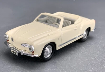 1:43 Road Signature Diecast 1960 V.W. Karman Ghia Convertible, Blanco D1343 Foto 1 de 4