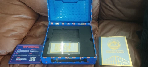 NEW 2023 NEW YORK Mets Season Ticket Holder Commemorative BOX WITH THE TIDBYT Cover
