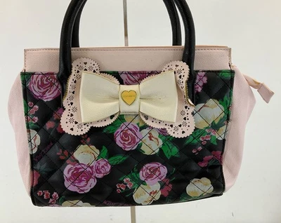Сумка Betsey Johnson черная разноцветная розовая с цветочным рисунком стеганая искусственная кожа - Изображение 1 из 4