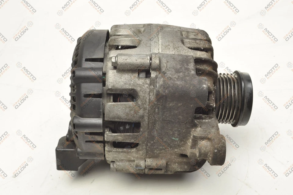 Alternateur FORD MONDEO IV MK4 1.6 16V ECOBOOST 160CV BV6N-10300-BB - Photo 1/4