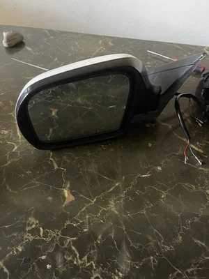 斯巴鲁 Impreza WRX 侧视镜 左 + 右 原始设备制造商 二手 2008 - 2011 — 第 1/4 张图片