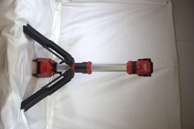 Milwaukee 2132-20 M12 12V Li Cordless 1400 Lumen ROCKET LED Stand Work Light - Image 1 of 4