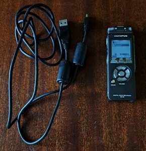 Olympus DS-30 Digital Voice Recorder Dictaphone Dictation Handheld Machine USB - Picture 1 of 3