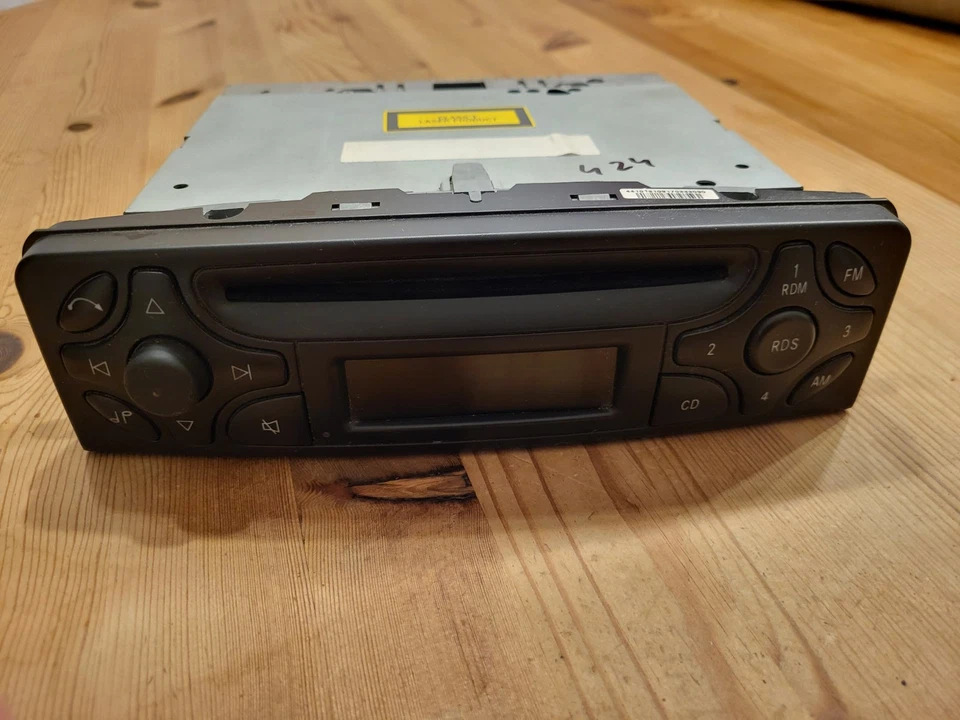 Mercedes W203 Radio Audio 10 CD BE6021 Original C-Klasse Becker Autoradio S203  - Bild 1 von 4