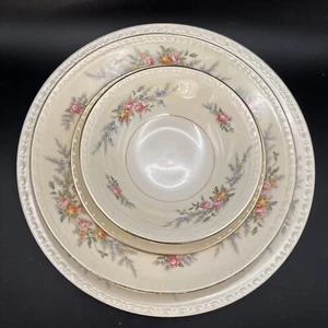 Vtg HOMER LAUGHLIN CASHMERE GEORGIAN EGGSHELL 4 pc Place Setting Plates Bowls - Picture 1 of 12