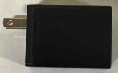 Adaptador de aire acondicionado Netgear / cargador de pared puerto USB único (3,0 A) modelo 2AFH0183AA negro Foto 1 de 4