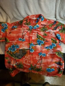 Made In Hawaii Shirt, Vintage, Small, w/ small hole - Picture 1 of 3