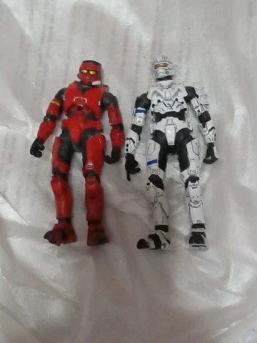 Halo Lot Of 2 Spartan Hayabusa White Series 5 EOD Red McFarlane Action Figure Cover