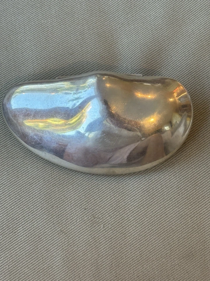 "Antigua caja con carcasa de almeja con bisagras de 4,25"" de plata de ley europea con sello .90" Foto 1 de 4