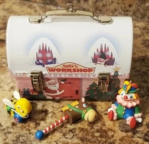 Hallmark Keepsake Collectors Club Santas Workshop LunchBox Ornament 2022 NIB 🎄 - Picture 1 of 23