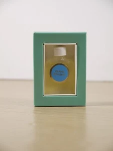 Vintage Cadley Island Skin Perfume Mini Bottle Island Boquet in Original Package - Foto 1 di 7