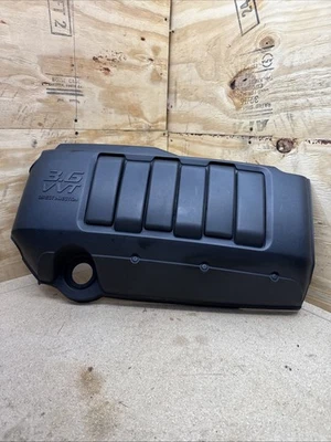 Buick Enclave 2009-2011 3,6 L cubierta del motor 12629963 OEM Foto 1 de 4