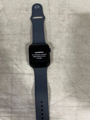 Apple Watch SE 2 40mm Midnight Aluminum - Midnight Sport Band MXE93LL/A - Image 1 of 2