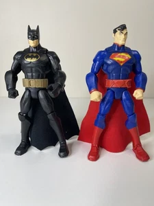 2013 Mattel Batman Superman Lot 2 DC Action Figure, Black suit gold belt - Picture 1 of 6
