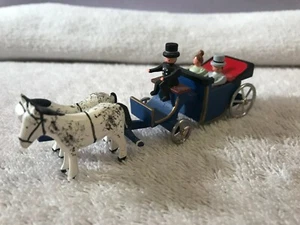 christmas village figurine victorian couple horse drawn buggy with driver ch3075 - Picture 1 of 7
