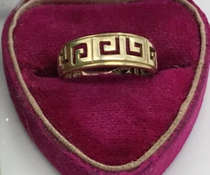 Vintage 14k Greek Key Design Ring Size 6 / 2.95 Grams - Picture 1 of 6