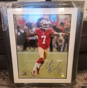 Colin Kaepernick Signed Autograph 16x20 Framed Matted Psa/Dna COA San Francisco - Picture 1 of 3