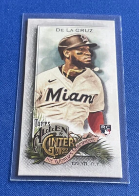2022 Topps Allen & Ginter's - Mini #71 Bryan De La Cruz RC Miami Marlins - Image 1 of 2