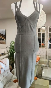 Neu mit Etikett BEBE Midi-Bandagenkleid olivgrün 3 Träger Neckholder Größe M - Bild 1 von 11