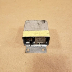 Regulador de voltaje Mercedes-Benz Porsce BMW VW Bosch 0190600016 - Imagen 1 de 11
