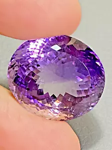 Purple facted loose oval shaped clean Amethyst gemstone 57.50crt @ Pakistan - Picture 1 of 6