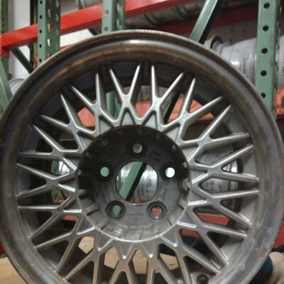 Mercury Cougar 1992 15x6,5 5x4,5 39 mm llanta plateada fabricante original de fábrica 3083 Foto 1 de 4