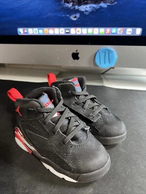 Jordan MVP para niños pequeños negro/rojo universitario-blanco (DZ5576 061) talla 7,5 Foto 1 de 4