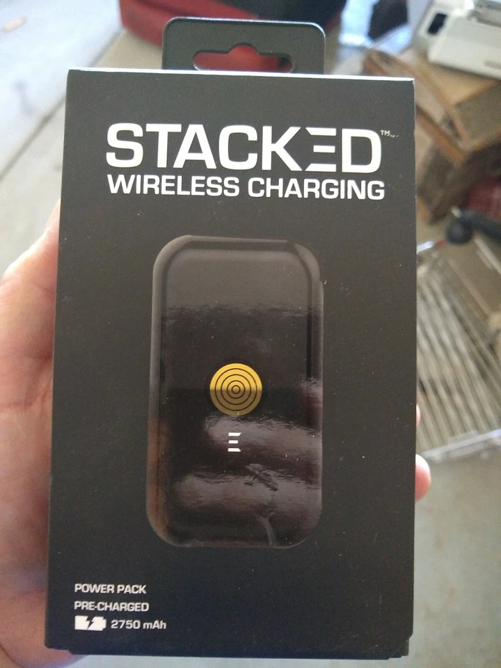 Stacked Wireless Charging Power Pack, Black NEW - Image 1 of 3