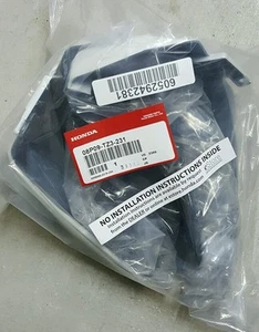 08P09-TZ3-230 16-17 ACURA TLX FABRICANTE DE EQUIPOS ORIGINALES JUEGO DE ALETAS DE BARRO TRASERO NH788P BLANCO PERLA - Imagen 1 de 2