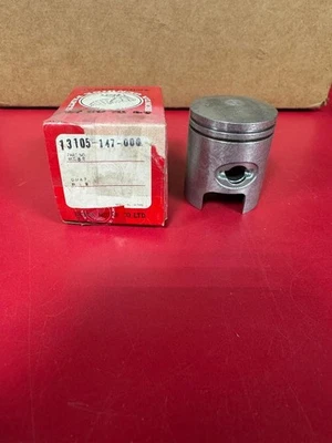 NOS GENUINE HONDA PISTON (OS 1.0) 13105-147-000 EXPRESS 50 / URBAN EXPRESS 50 - Image 1 of 2